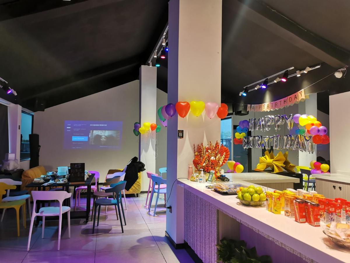 Yangshuo Emoji Youth Hostel 外观 照片