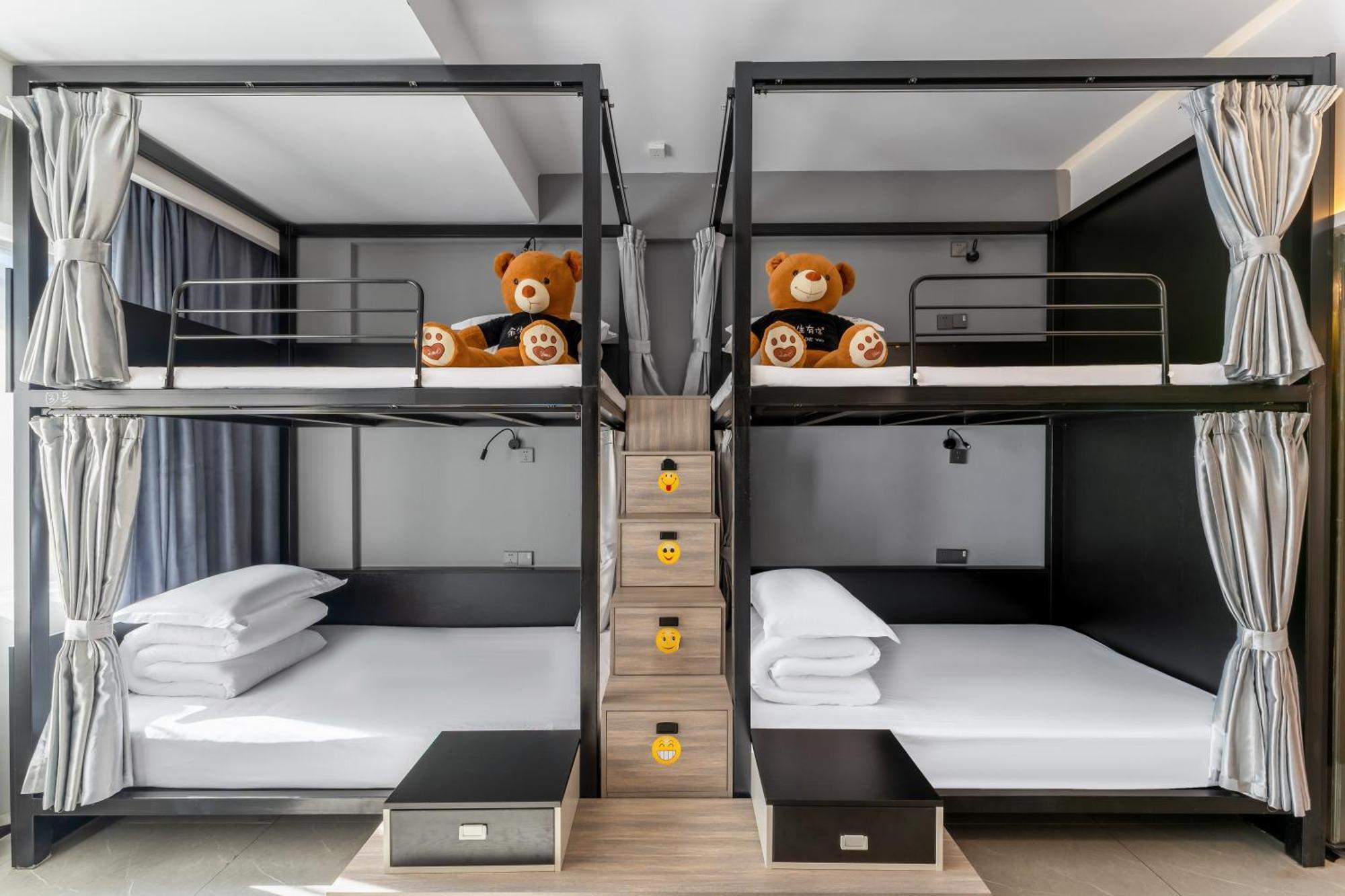 Yangshuo Emoji Youth Hostel 外观 照片