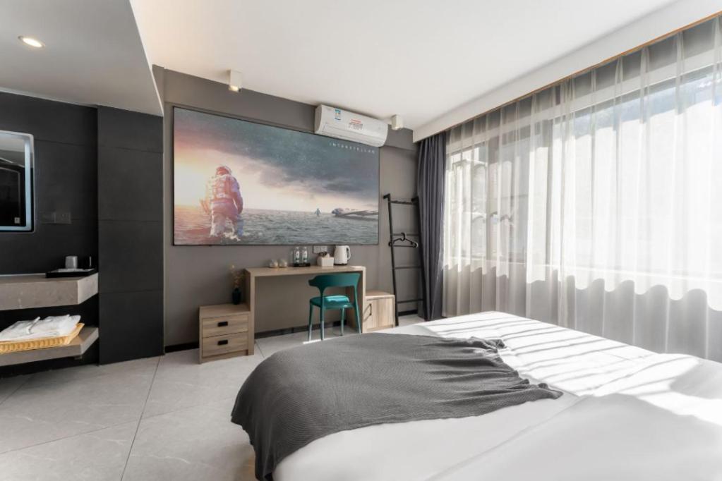 Yangshuo Emoji Youth Hostel 外观 照片