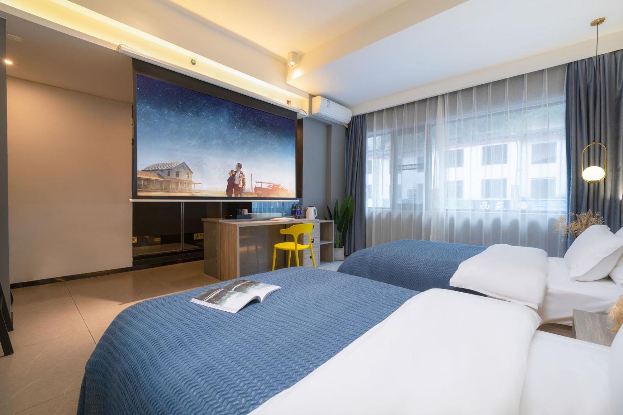 Yangshuo Emoji Youth Hostel 外观 照片