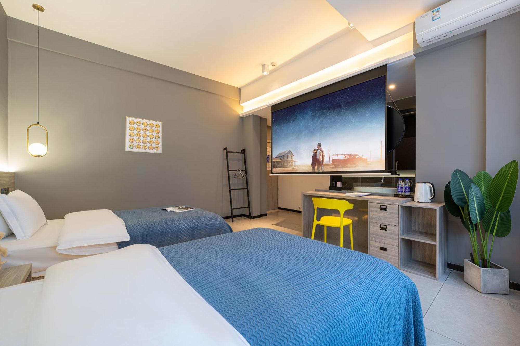 Yangshuo Emoji Youth Hostel 外观 照片
