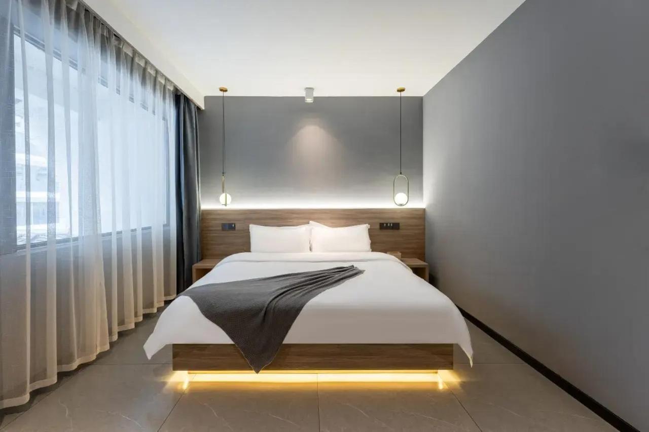 Yangshuo Emoji Youth Hostel 外观 照片