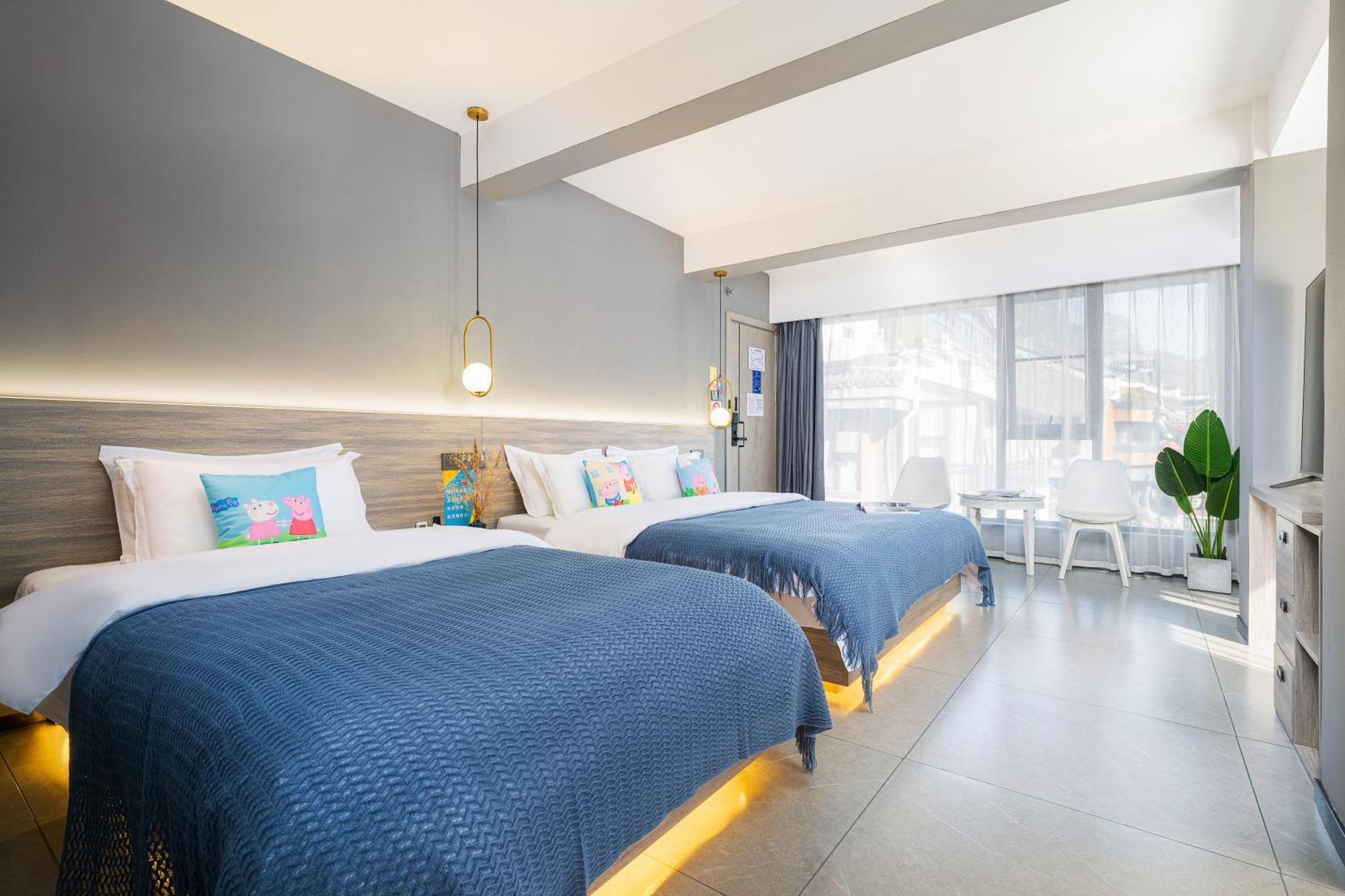 Yangshuo Emoji Youth Hostel 外观 照片