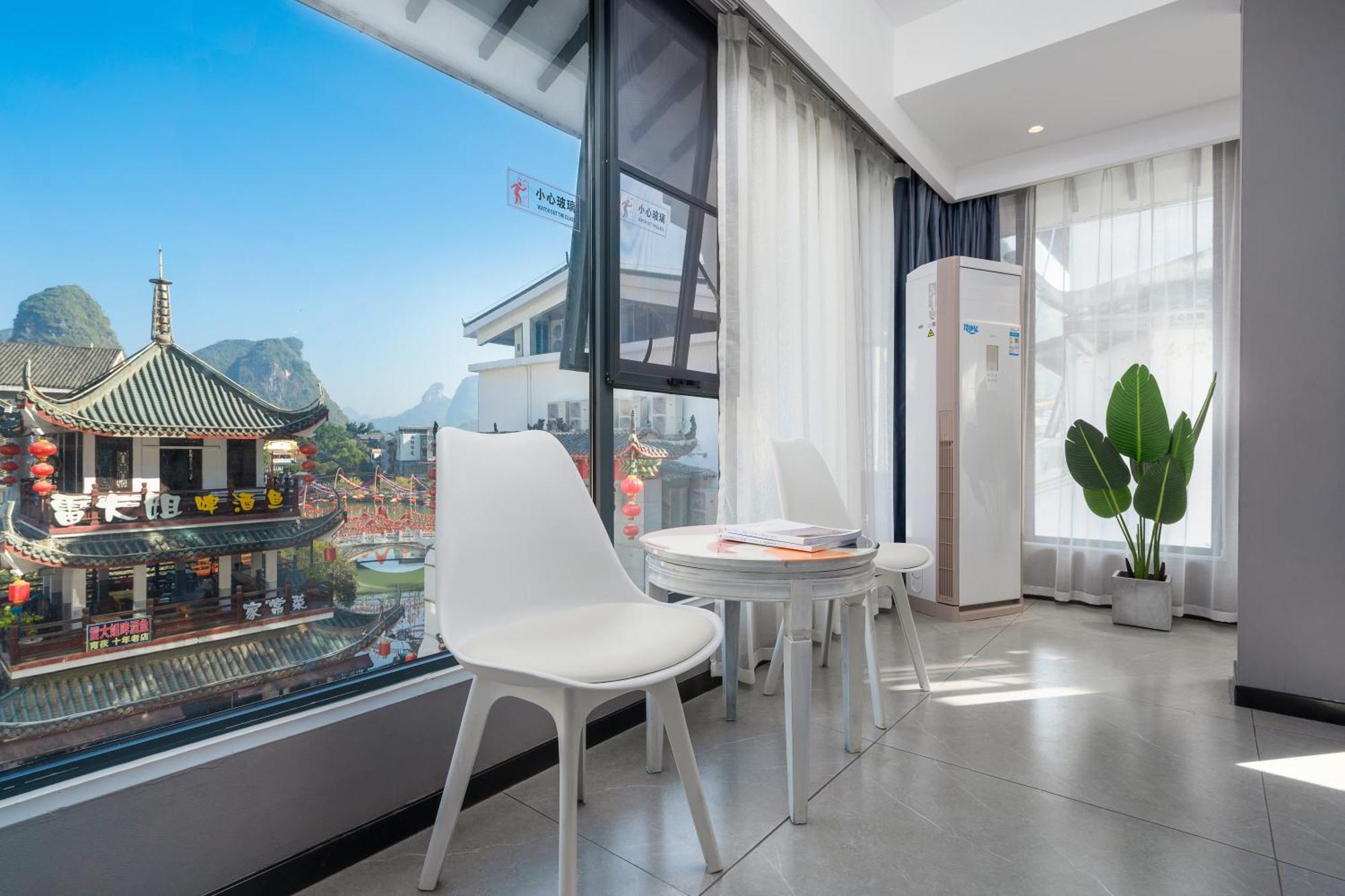 Yangshuo Emoji Youth Hostel 外观 照片